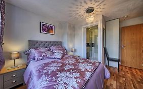 Upton Village Guest House